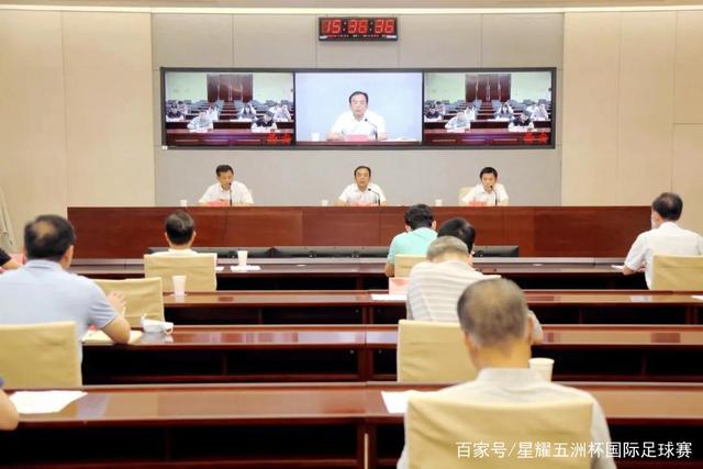 <美国友人赛考斯回到中国 将访京蒙豫继续植树重逢>